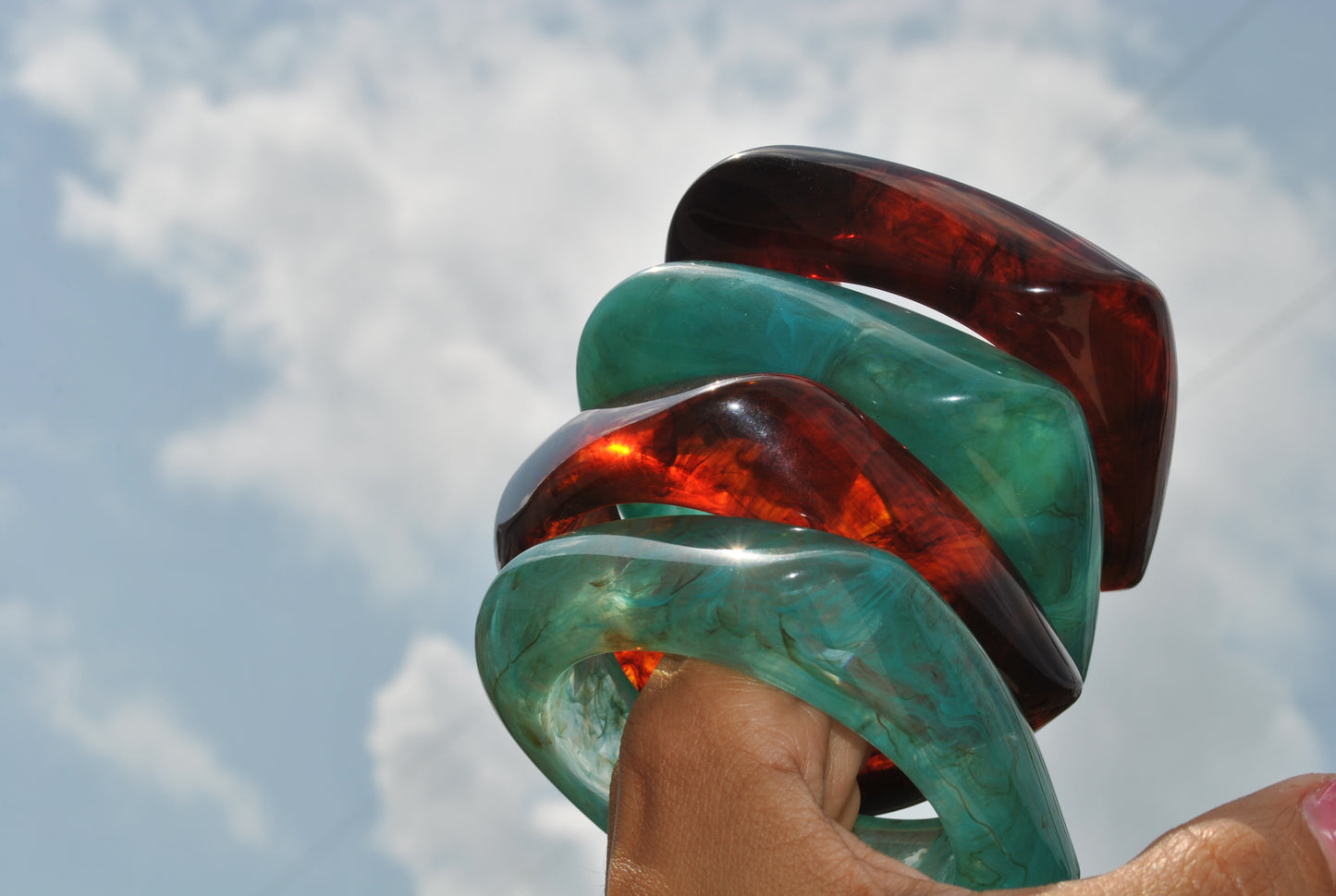 Chic Acrylic bangles