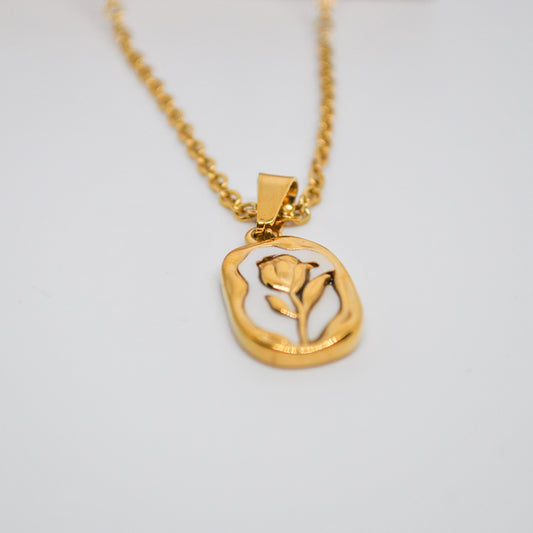 Lustra Rose Necklace