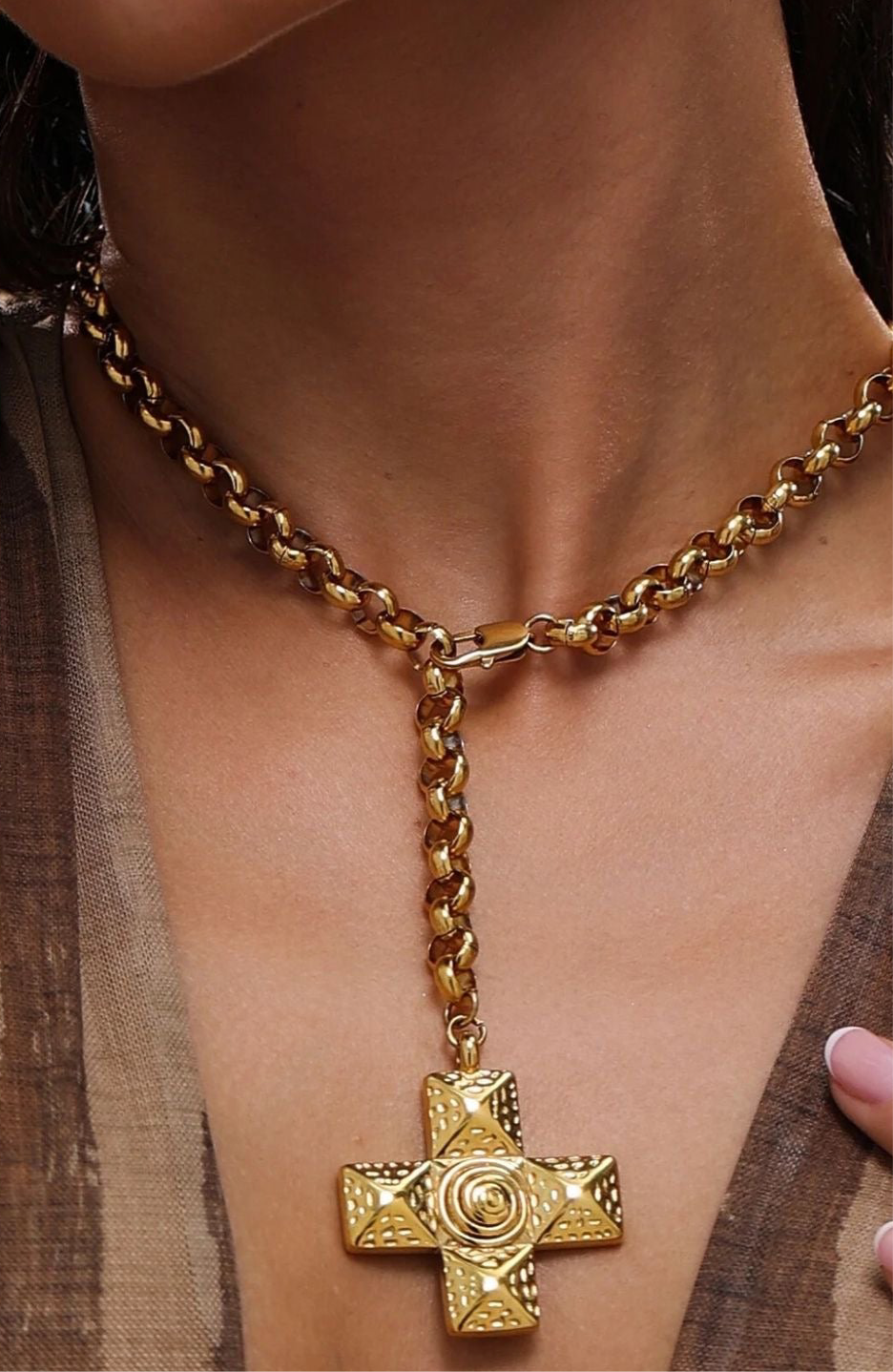 Chunky Goddess Cross