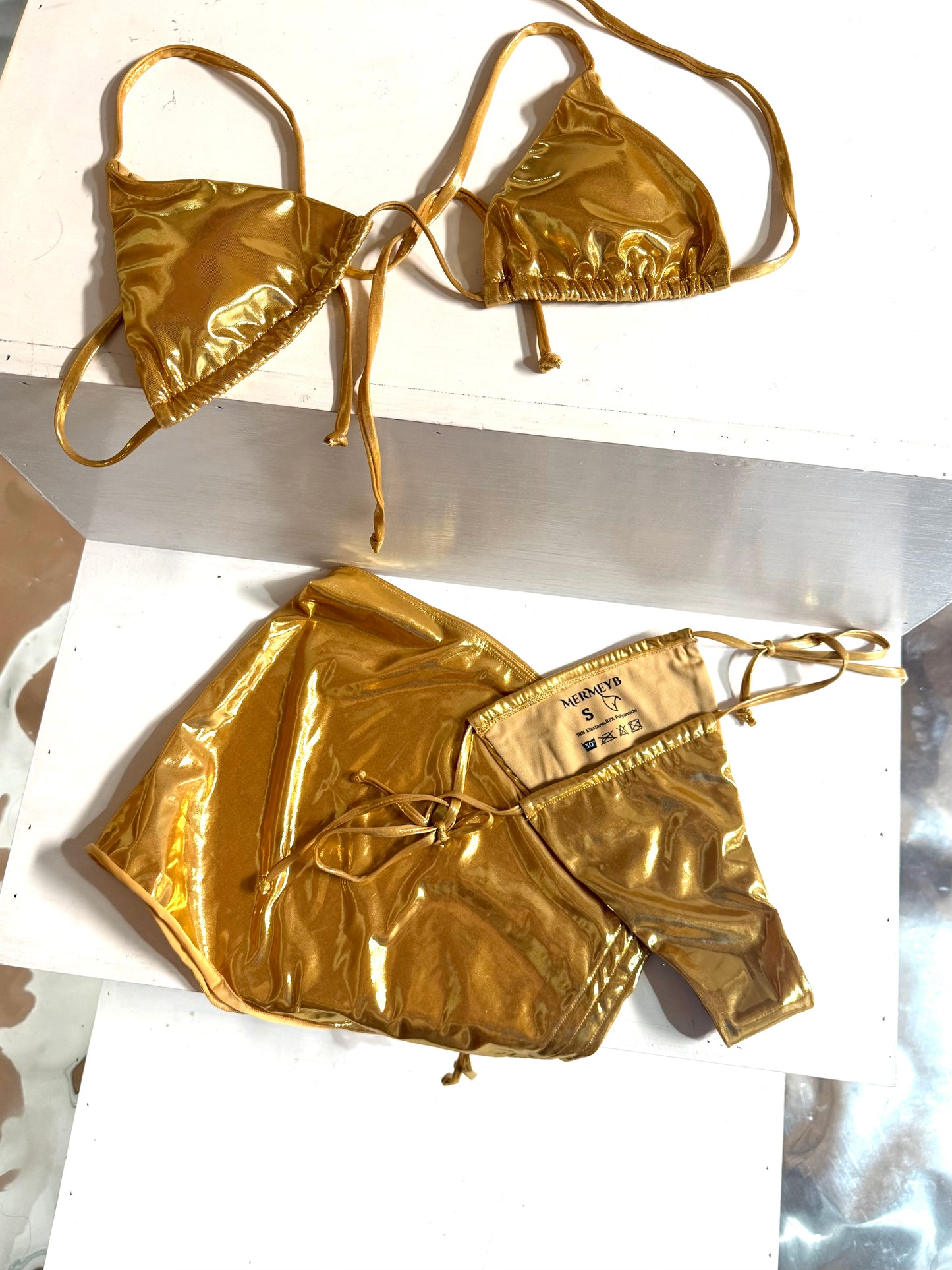Gold Bikini w Skirt