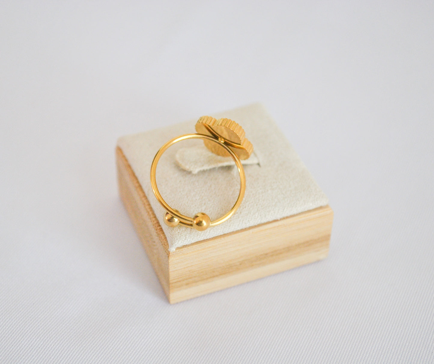 Arpels Ring