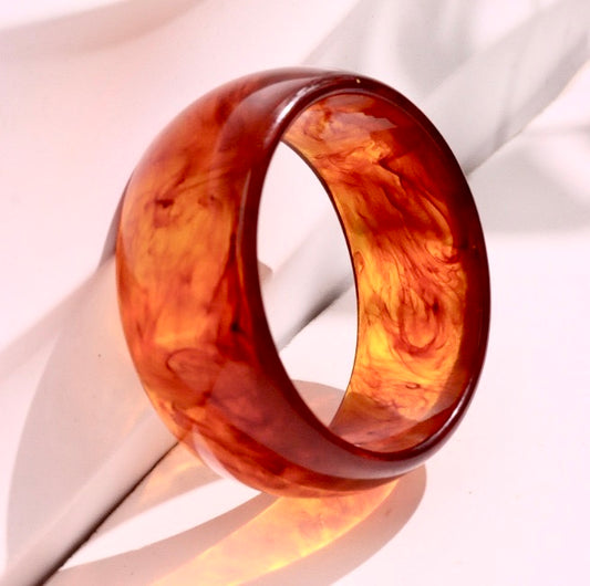 Chic Acrylic bangles