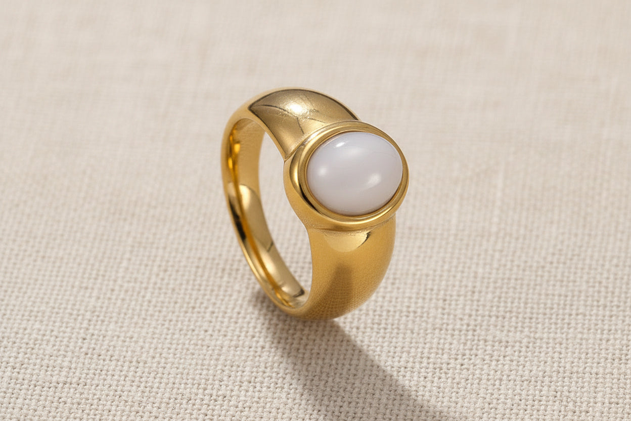 White moonstone