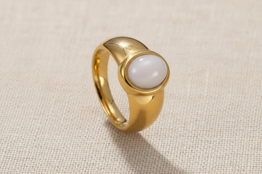 White moonstone