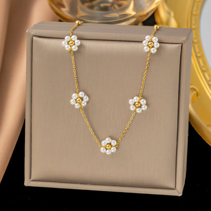 Flower necklace